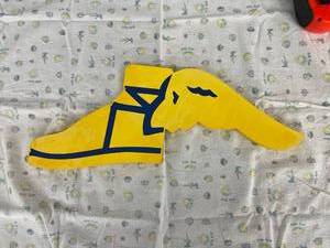 lot 3940 image: Goodyear shoe