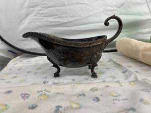 lot 3950 image: silver gravy boat