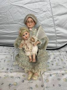 lot 4002 image: vintage porcelain doll