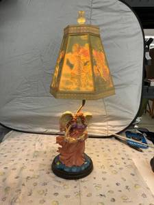 lot 4014 image: angel lamp with painted (inside) shade