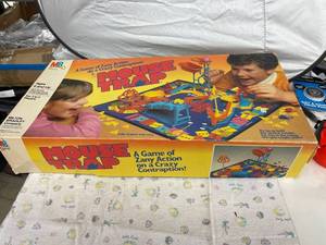 lot 4017 image: 1986 mouse trap game