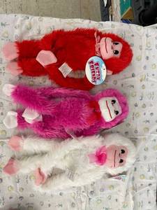 lot 4037 image: 3 fuzzy friends monkeys