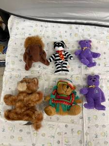lot 4039 image: beanie baby lot