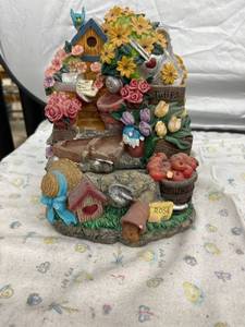 lot 4049 image: table top fountain