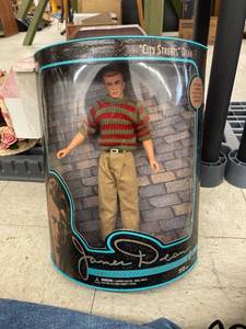 lot 4064 image: 1994 James dean doll