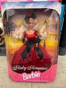 lot 4066 image: 1995 ruby romance Barbie