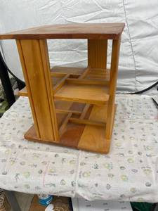 lot 4070 image: wood lazy Susan