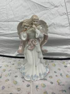 lot 4077 image: musical angel works