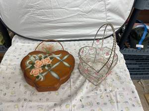 lot 4095 image: wood and metal basket hearts