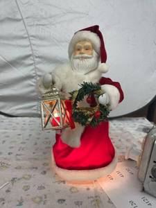 lot 4116 image: working Animated Christmas tree topper