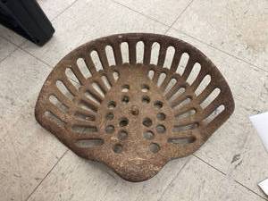 lot 4149 image: old metal seat