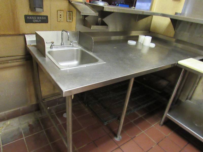 lot 115 image: Fully Stainless Corner Table W Drop In Hand Sink