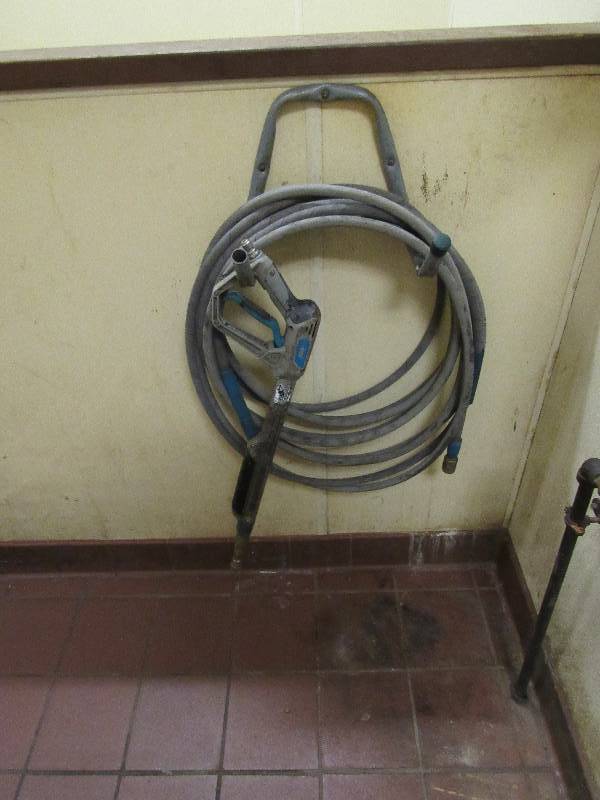 lot 132 image: Power Washer Hose and Wand