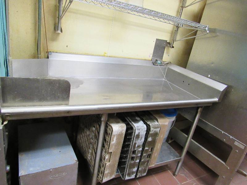 lot 136 image: 61 Cleanside Table w Dish Racks