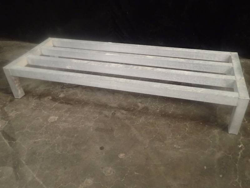 lot 3516 image: Aluminum Stand