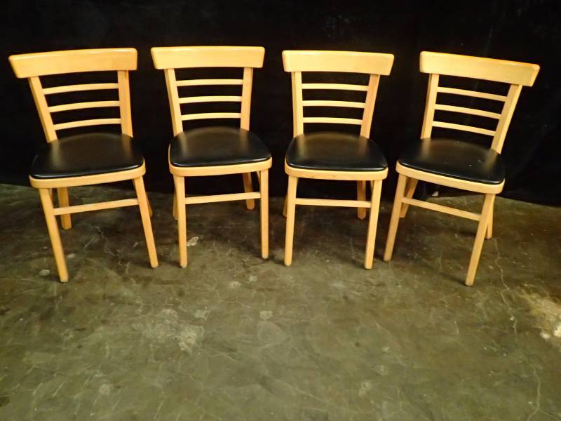 lot 3520 image: (4) Wooden Padded Chairs