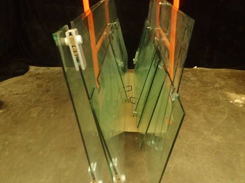 lot 3522 image: Modern Tempered Glass Doors
