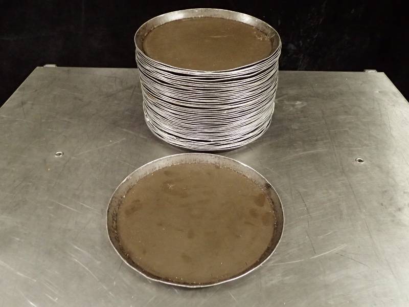 lot 3543 image: Approximately (50) 12 Pizza Pans