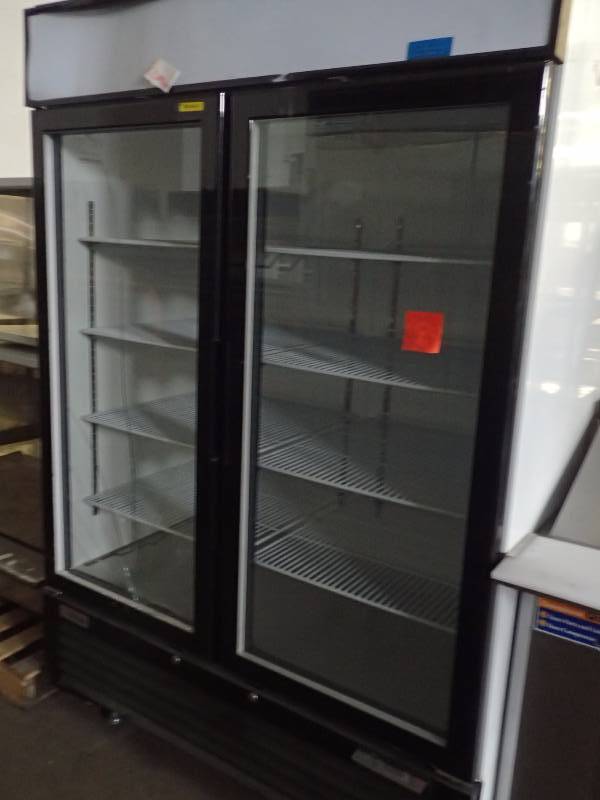 lot 3571 image: 54 White Glass Door Merchandiser - FBGM48-W