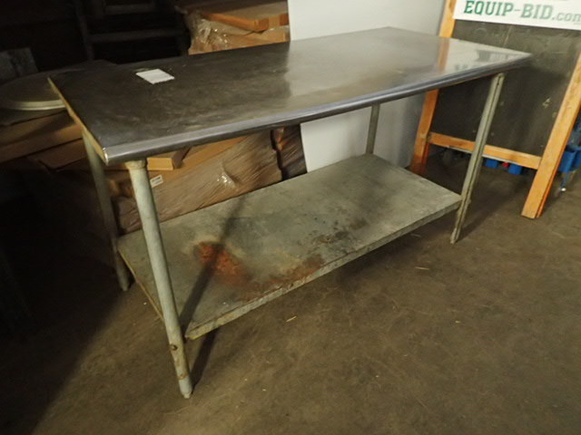 lot 11 image: Stainless Steel Table w Undershelf