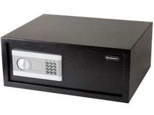 lot 1010 image: 20x16x8 Stalwart Safe