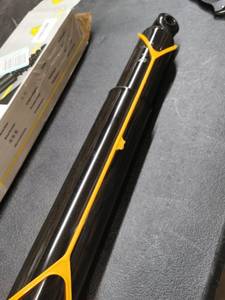 lot 6953 image: Monroe Magnum Shock Absorber, Black. 22
