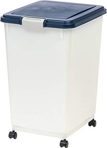 lot 7594 image: MP-12 69QT Rolling Plastic Container