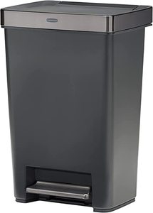 lot 7659 image: Rubbermaid 12.4Gal Step On Trashcan