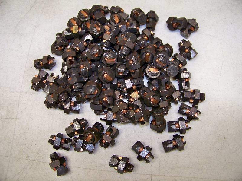 lot 512 image: 94 MSI Split Bold Grounding Connector