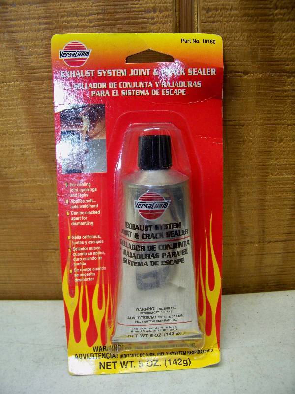lot 523 image: 24 Tubes Versa Chem Muffler and Exhaust Repair Kit