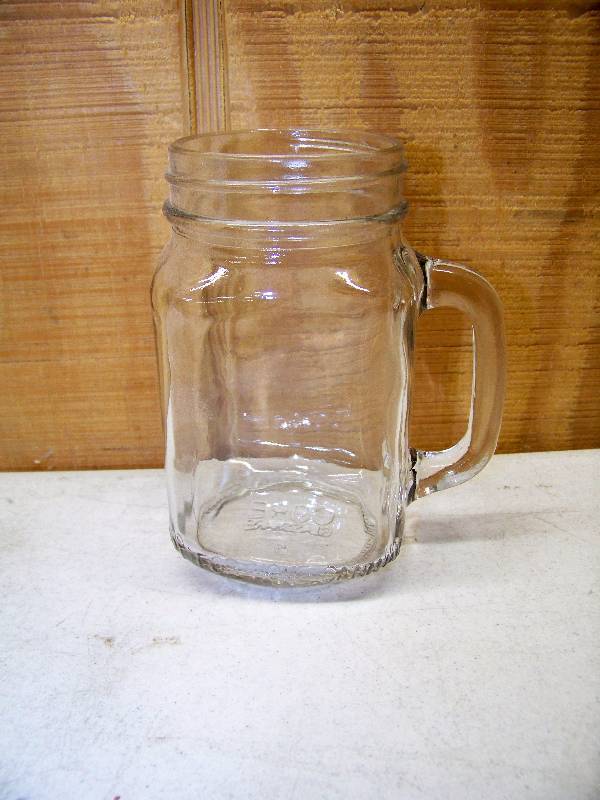 lot 561 image: 12 Mason Jar Glasses