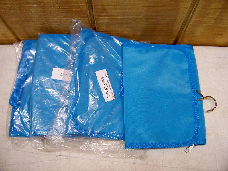 lot 705 image: 4 Hanging Travel Toiletry Bags