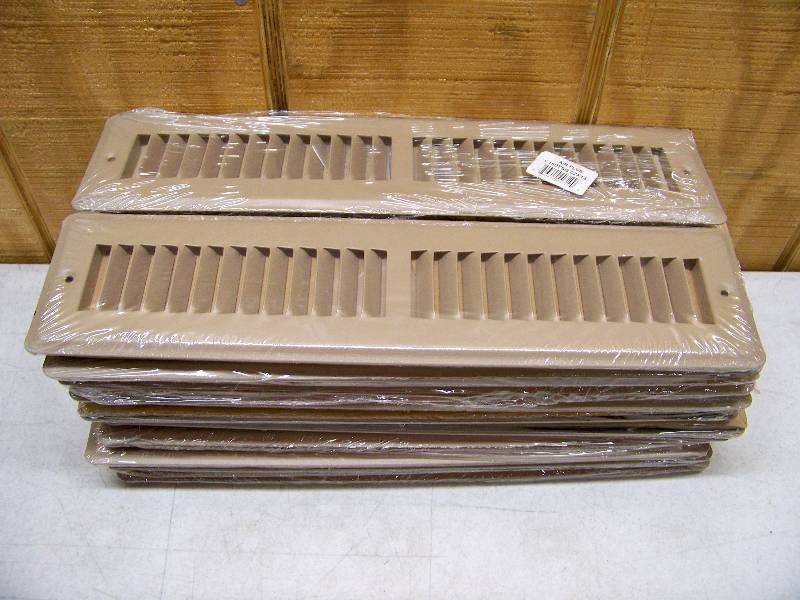 lot 737 image: 20 Air Plus Register Covers Grates
