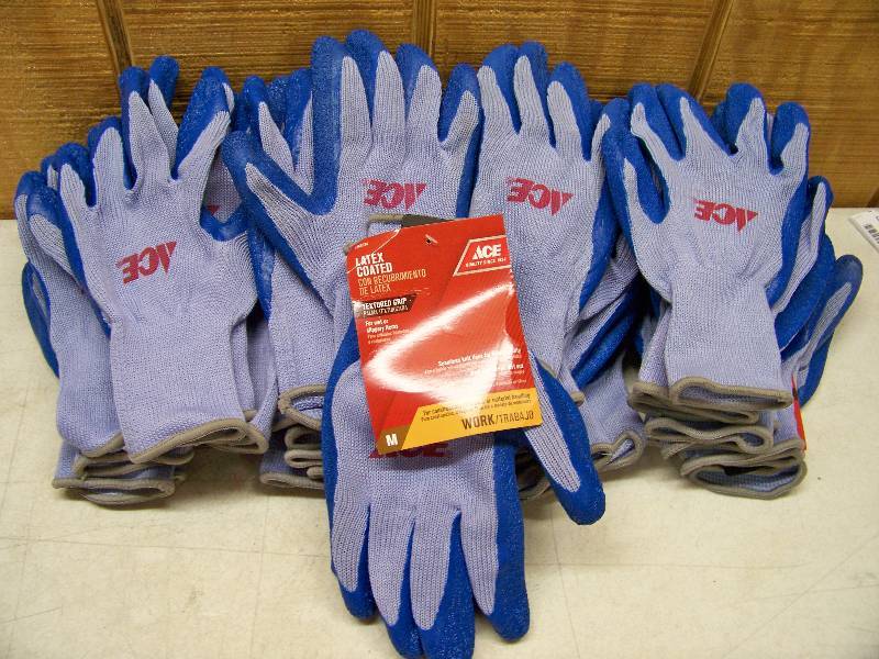 lot 762 image: 20 Pairs Gloves