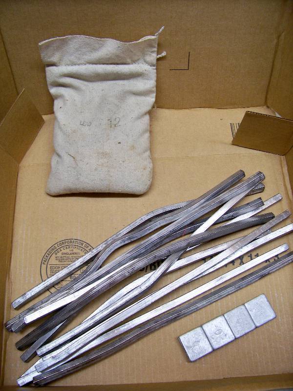 lot 766 image: 16 12 Pounds of Lead