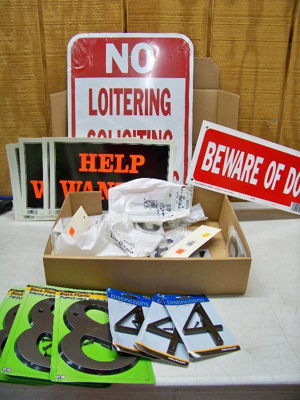 lot 773 image: Signs, Letters and Numbers