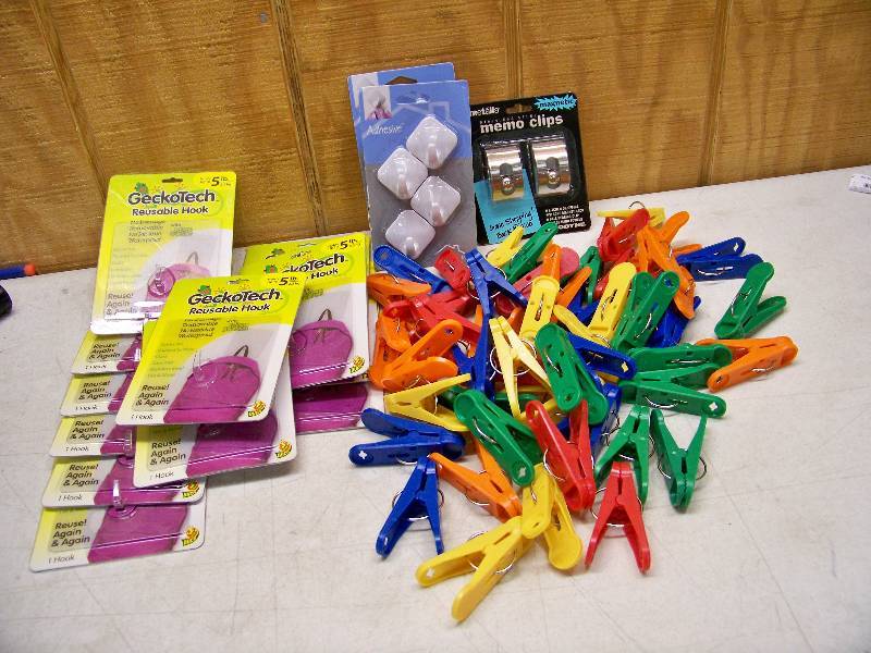 lot 774 image: Hooks and Clips