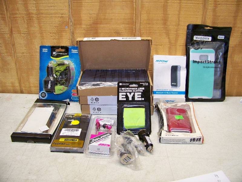 lot 776 image: Cell Phone Cases and Accessories