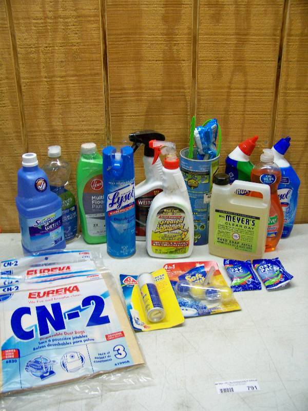 lot 791 image: Cleaning Supplies