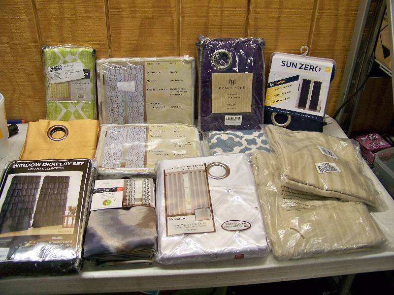 lot 814 image: Curtains