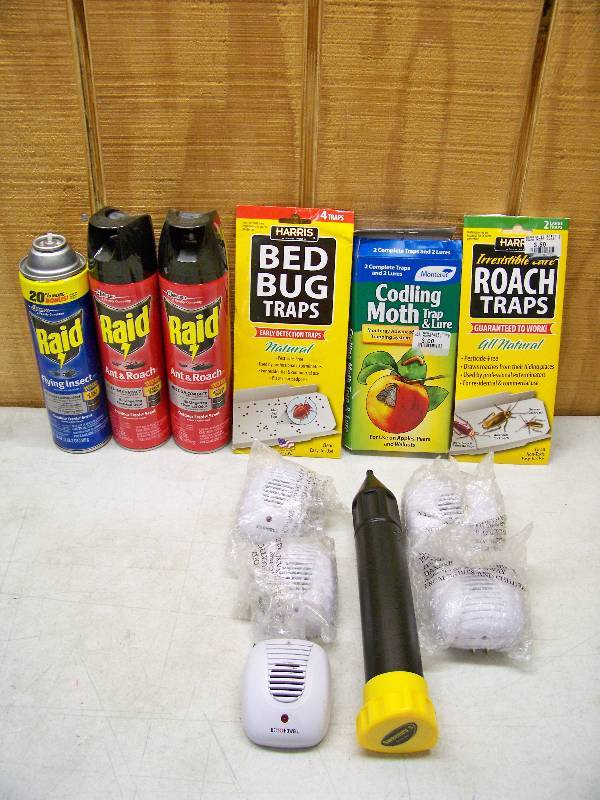 lot 845 image: Pest Control