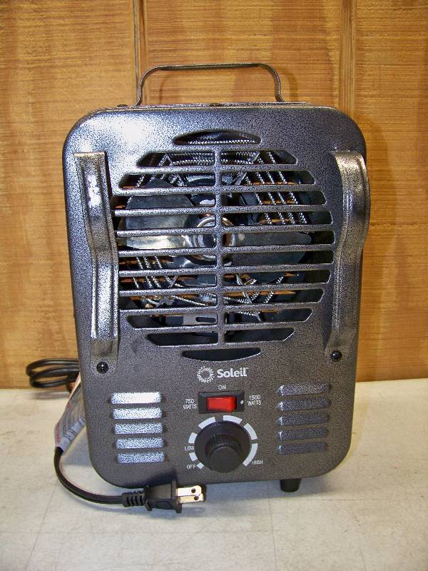 lot 854 image: Soleil Space Heater