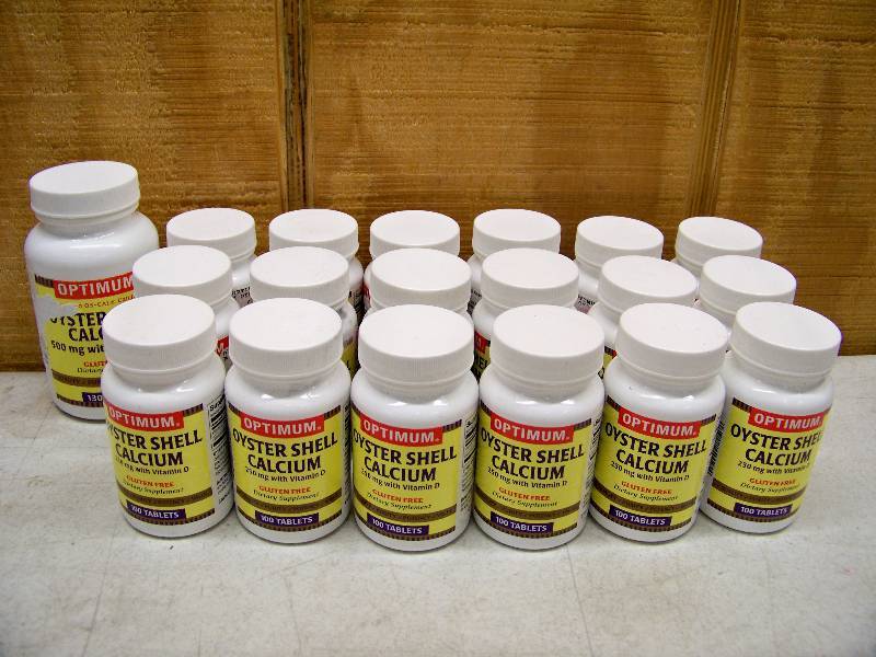 lot 912 image: 19 Bottles Optimum Oyster Shell Calcium