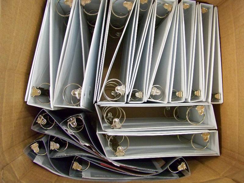 lot 941 image: 35 3-Ring Binders