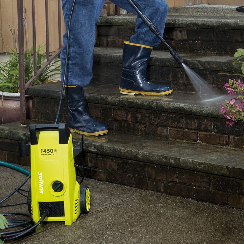 lot 69062 image: Sun Joe - Electric Pressure Washer - Green &amp Black - Retail $199.99