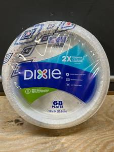 lot 33136 image: Dixie Paper Plates, 68 Plates - Lot of 3