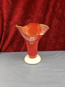 lot 6014 image: redwhitegreen handblown vase
