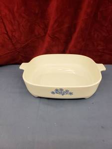 lot 6048 image: corning ware casserloes wdaisy pattern