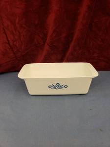 lot 6052 image: corning ware loaf pan