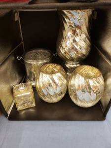 lot 6071 image: lot of metallic silver glass